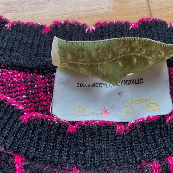 Vintage Country Romance Black & Hot Pink Abstract Burst Sweater (80s/90s) - Picture 5 of 9